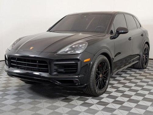 2023 Porsche Cayenne GTS