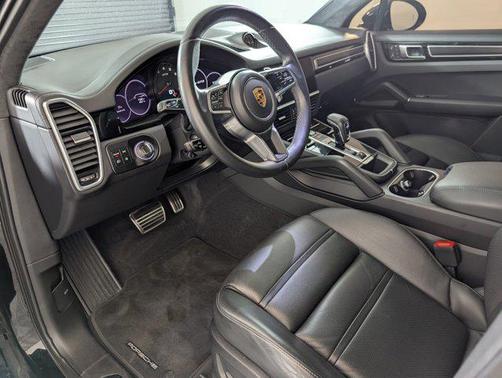 2023 Porsche Cayenne GTS