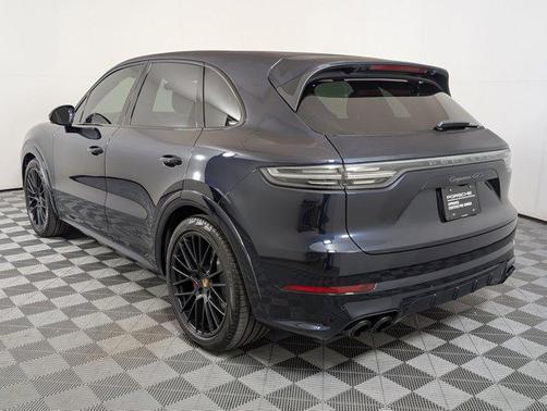 2021 Porsche Cayenne GTS