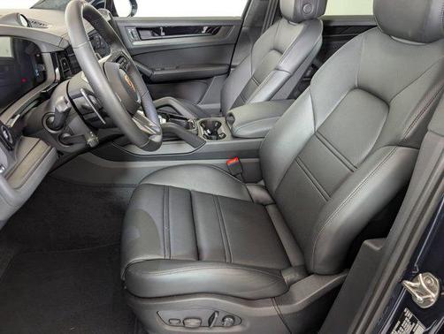 2026 Porsche Cayenne GTS