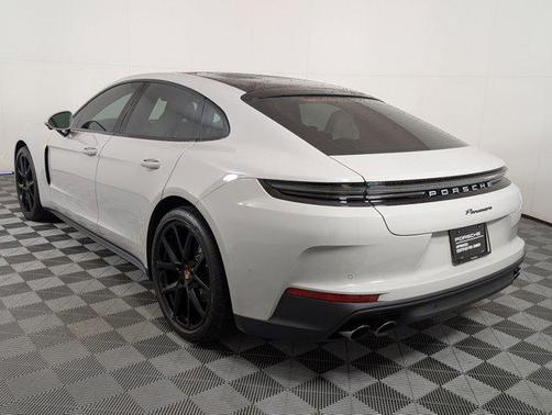 2024 Porsche Panamera RWD
