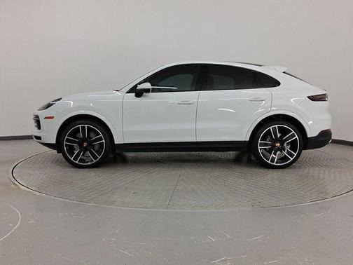 2022 Porsche Cayenne S
