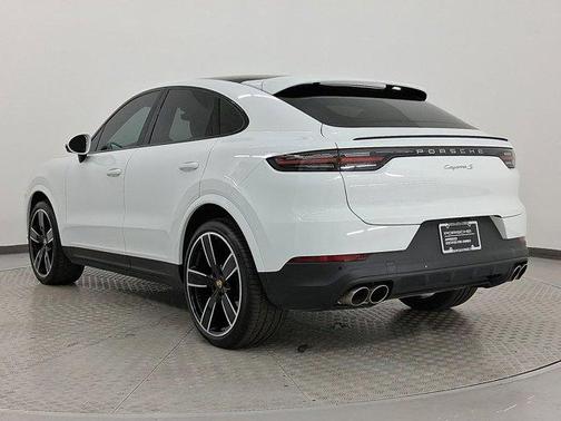 2022 Porsche Cayenne S