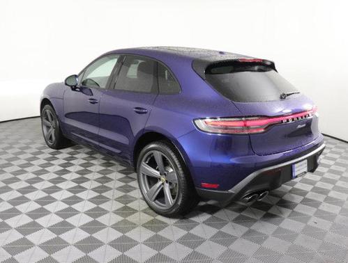 2024 Porsche Macan Base
