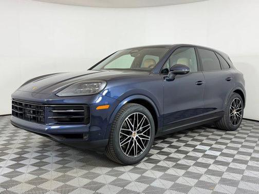 Algarve Blue Metallic 2026 Porsche Cayenne Cayenne