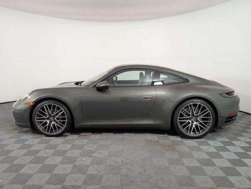 2021 Porsche 911 Carrera