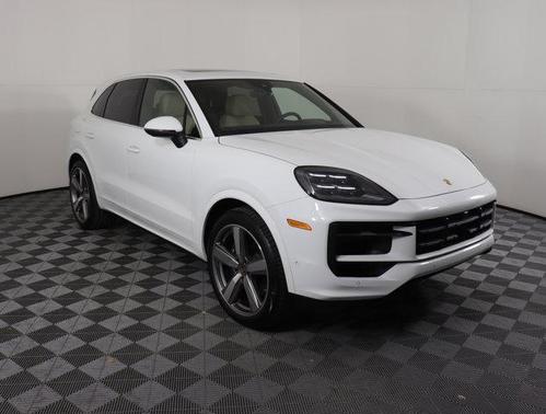 2025 Porsche Cayenne AWD