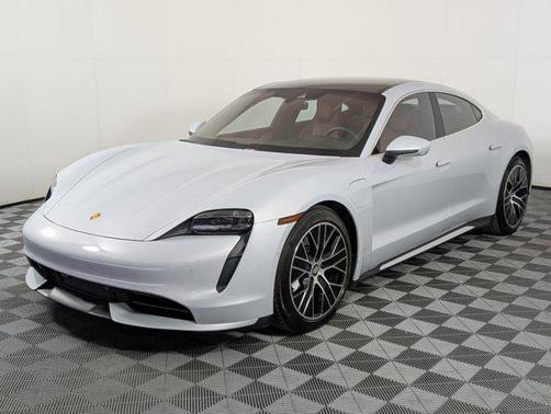 2022 Porsche Taycan Turbo