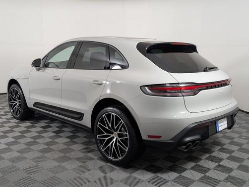 Chalk 2026 Porsche Macan Macan