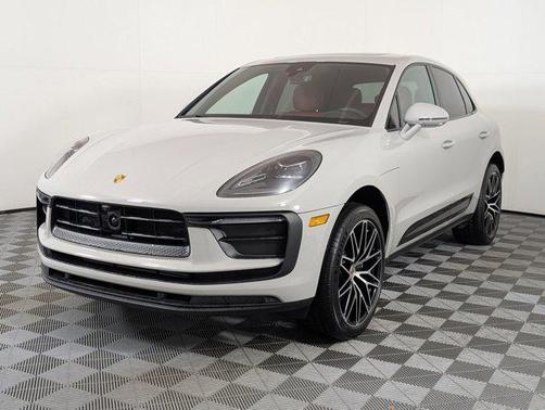 2026 Porsche Macan AWD