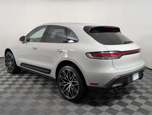 2026 Porsche Macan AWD