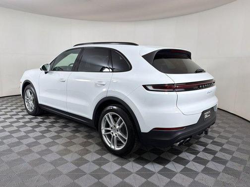 White 2024 Porsche Cayenne Cayenne
