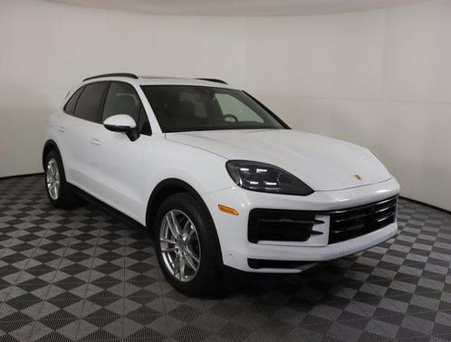 White 2024 Porsche Cayenne Cayenne