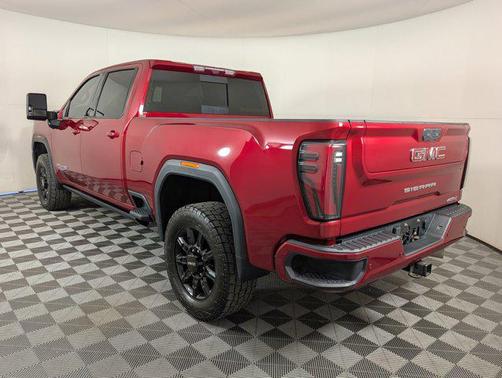 2024 GMC Sierra 2500 AT4