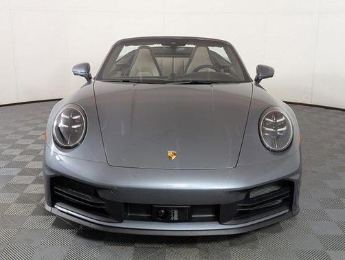 2026 Porsche 911 Carrera 4S Cabriolet