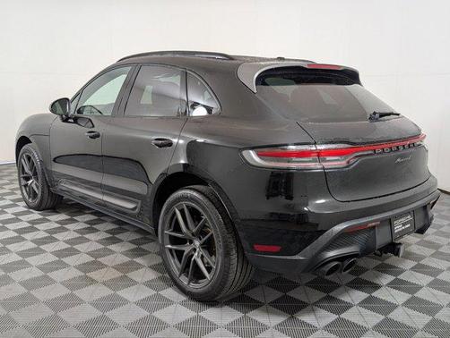 2023 Porsche Macan T