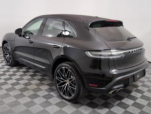 2025 Porsche Macan S