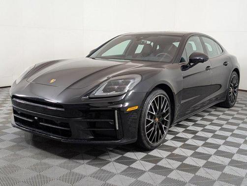 Jet Black Metallic 2026 Porsche Panamera 4