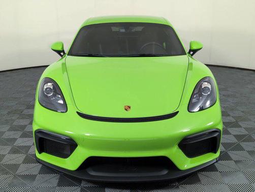 2023 Porsche 718 Cayman GT4