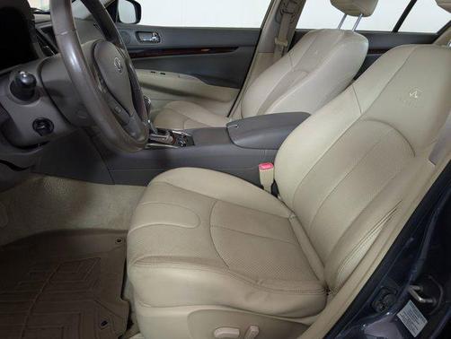 2010 INFINITI G37x Base