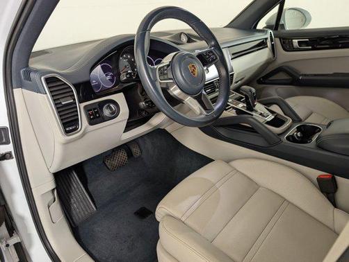 2021 Porsche Cayenne Cayenne