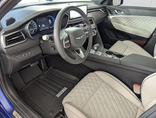 2025 Genesis G70 3.3T AWD Sport Advanced