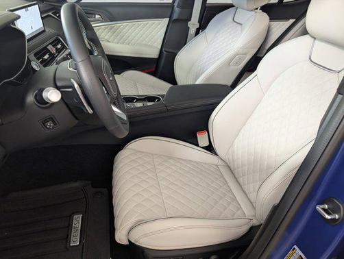 2025 Genesis G70 3.3T AWD Sport Advanced