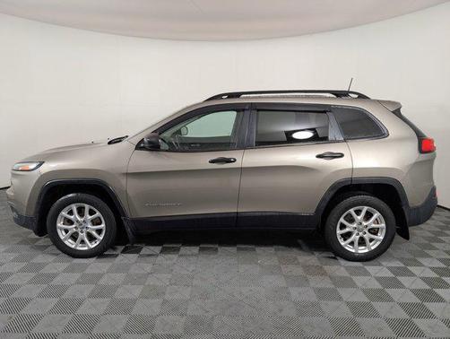 2016 Jeep Cherokee Sport