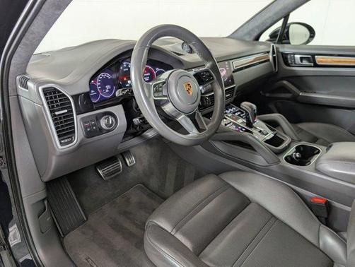 2022 Porsche Cayenne GTS