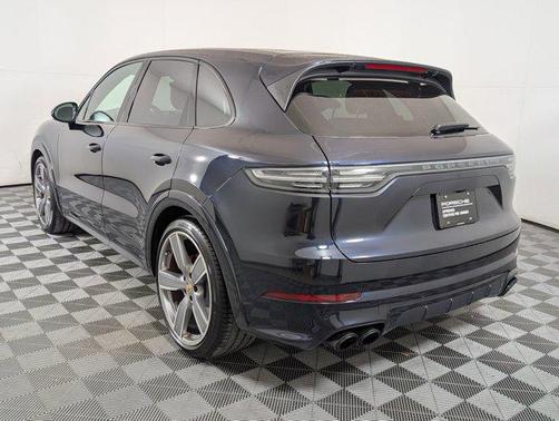 2022 Porsche Cayenne GTS