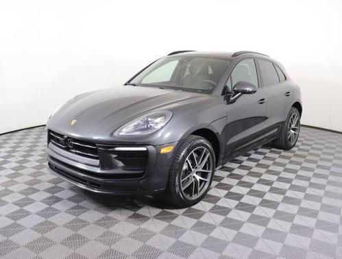 2025 Porsche Macan AWD