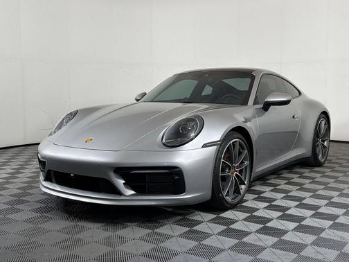 GT Silver Metallic 2024 Porsche 911 Carrera 4S