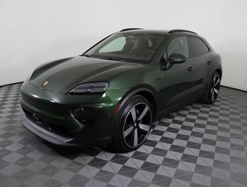 2024 Porsche Macan Base