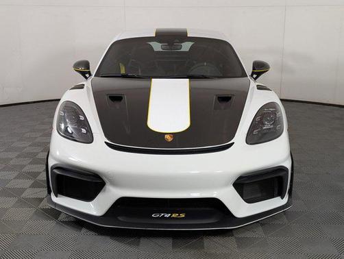 2023 Porsche 718 Cayman GT4 RS