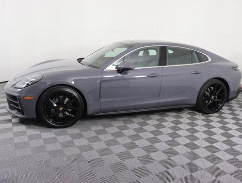 2025 Porsche Panamera RWD