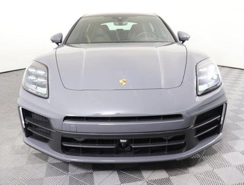 2025 Porsche Panamera RWD