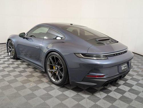 2022 Porsche 911 GT3 w/Touring Package