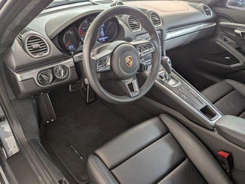 2025 Porsche 718 Cayman GTS 4.0