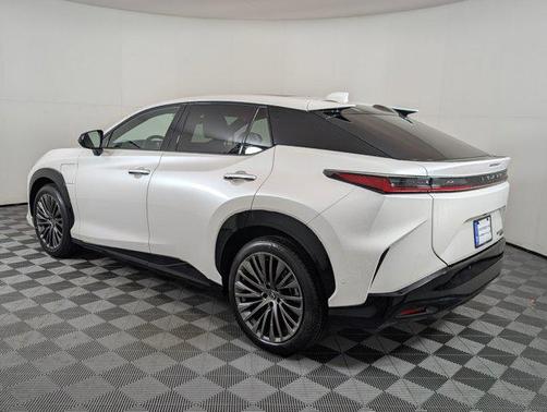 2023 Lexus RZ 450e Luxury