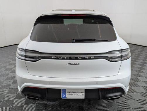 2025 Porsche Macan Base
