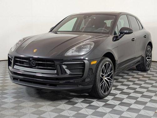 2026 Porsche Macan AWD