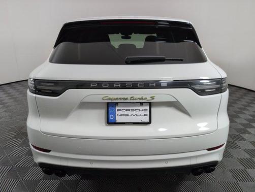 2022 Porsche Cayenne E-Hybrid S
