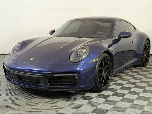 2020 Porsche 911 Carrera