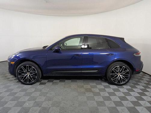 2026 Porsche Macan AWD