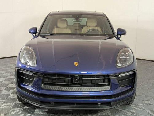 2026 Porsche Macan AWD