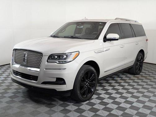 2023 Lincoln Navigator Reserve