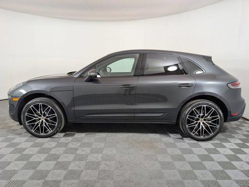 2026 Porsche Macan AWD