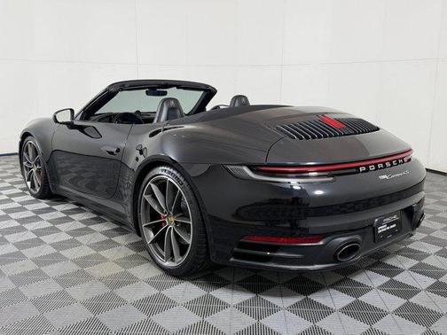 2022 Porsche 911 Carrera 4S Cabriolet