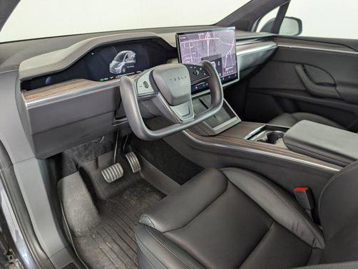 2022 Tesla Model X Dual Motor All-Wheel Drive