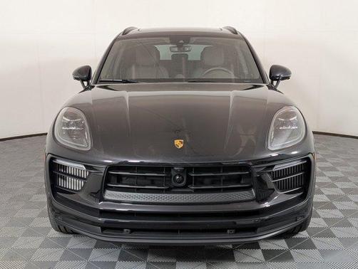 2024 Porsche Macan S